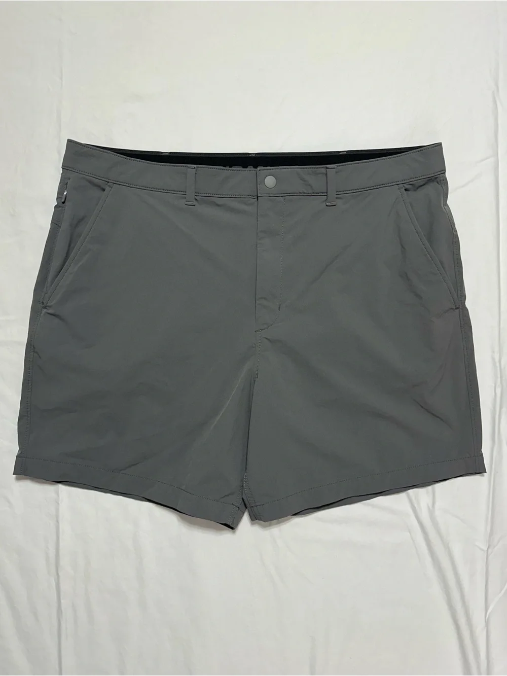 American Eagle Outfitters Men's Gray Hybrid Performance Shorts